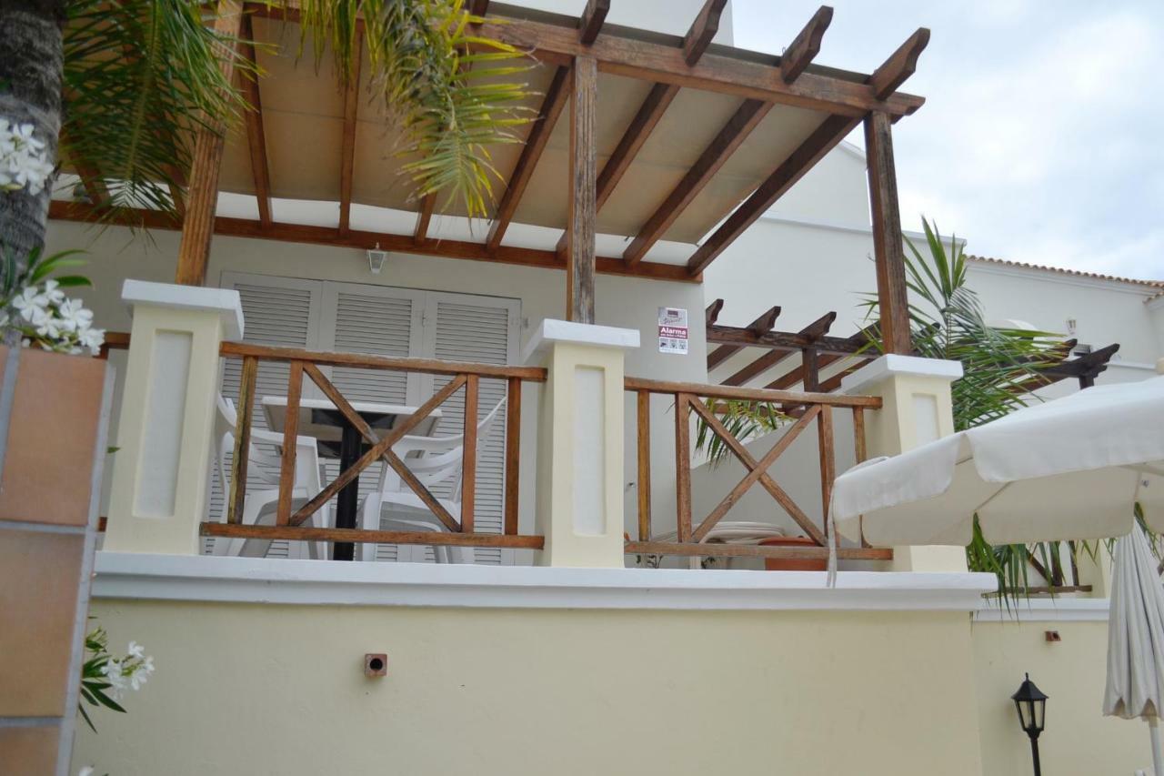 Golf Resort Tenerife Sur Los Cristianos  Exterior photo